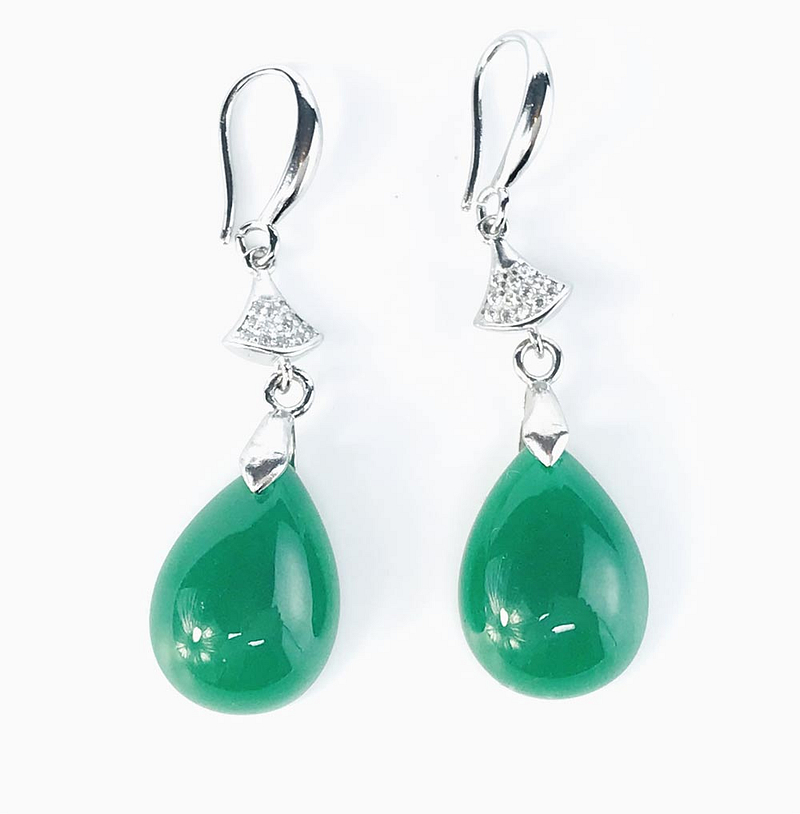 Paire boucles pendantes en pierre de jade forme goutte