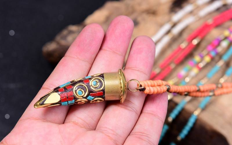 Lune fille népal corne ethnique Long Collier mode déclaration à la main Boho pendentif Collares Vintage Collier Femme Chic bijoux