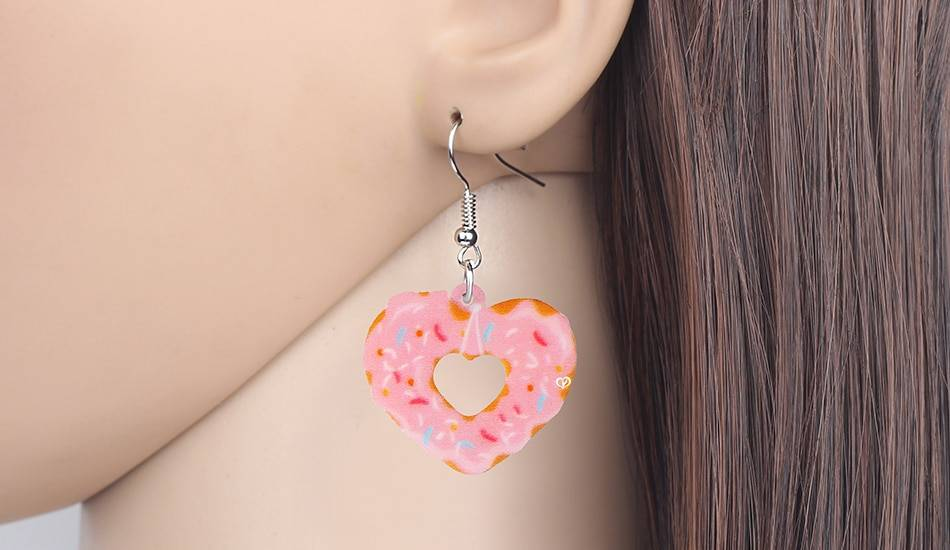 WEVENI acrylique saint valentin Anime amour coeur beignets boucles d'oreilles goutte balancent bijoux pour femmes filles adolescents enfants amant breloques cadeau