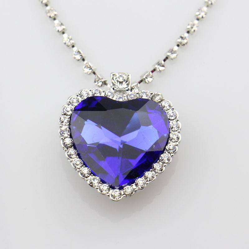 Nouveau cristal autrichien coeur de l'océan pendentif collier le cadeau pour fille ami amour pour toujours bijoux de mode chaîne en argent collier