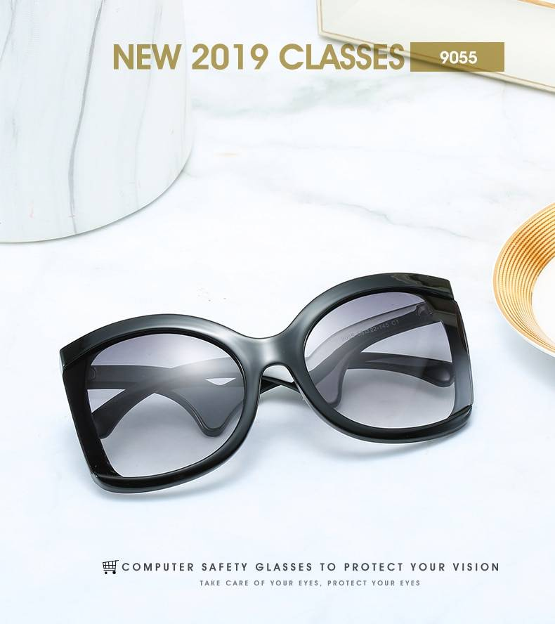 Unique grand carré lunettes de soleil pour les femmes marque de luxe Designer Vintage lunettes de soleil femmes haut de gamme nuances femmes Oculos